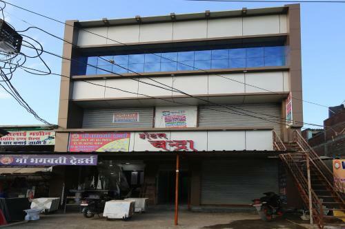 Oyo Flagship 47507 Hotel Chandra