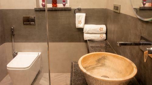 Villa Saffronstays Arezu