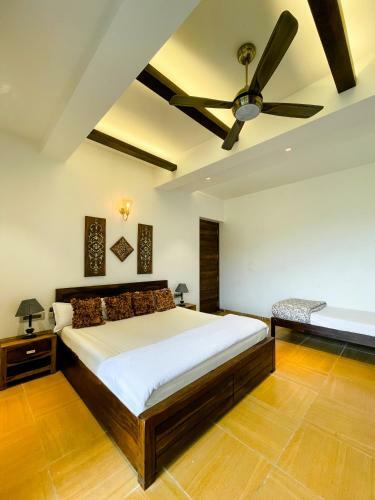 Villa Saffronstays Arezu