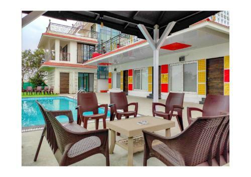 Villa Luxpour 6bhk