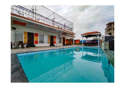 Villa Luxpour 6bhk