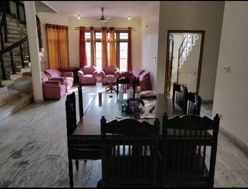 Hostal Dhairya Villa Channi Himmat