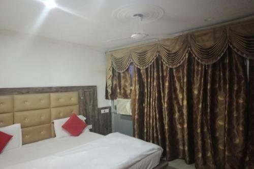 Oyo 87091 Hotel Nip
