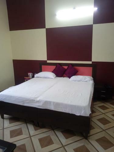 Hotel Siddharth By Wb Economy