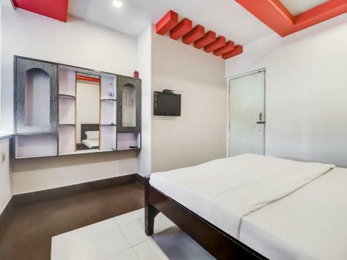 Oyo Flagship 83103 Hotel Rudra Residency