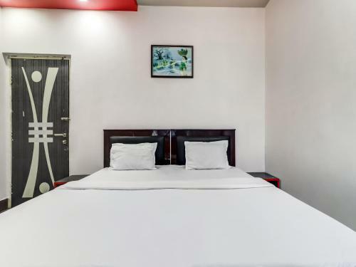 Oyo Flagship 83103 Hotel Rudra Residency