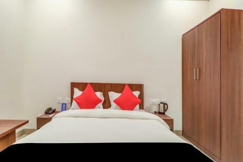 Hotel Collection O 80333 The Royal Hills Premium