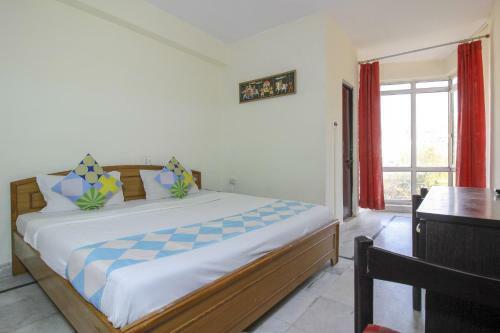 Hostal Oyo 78707 Pink House