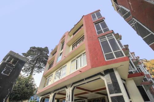 Hostal Oyo 78707 Pink House