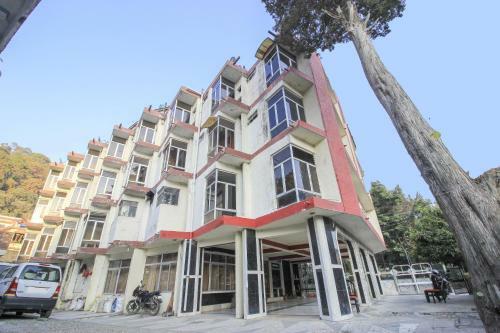 Hostal Oyo 78707 Pink House