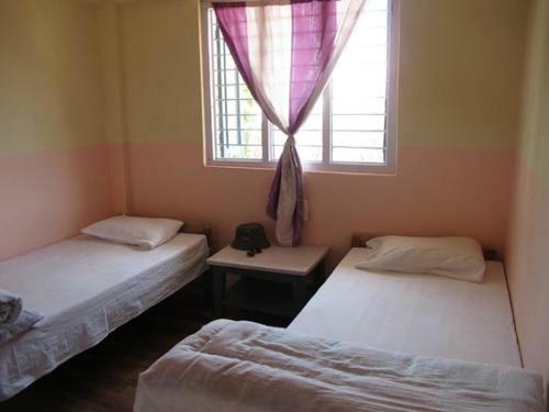 Single Bed Room With Private Bathroom