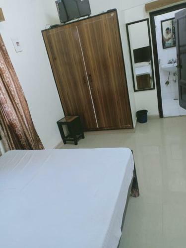 Oyo 82273 Star Hotel And Restaurant