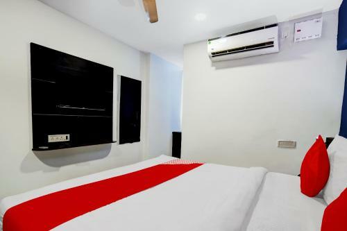 Oyo 82374 Hotel S9