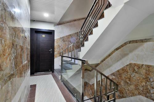 Oyo 82307 Hotel Zodiac