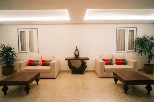 Hotel Playotel Premier Vijay Nagar