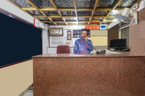 Oyo 26754 Shree Malak Hotel