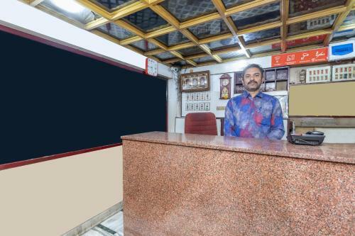 Oyo 26754 Shree Malak Hotel