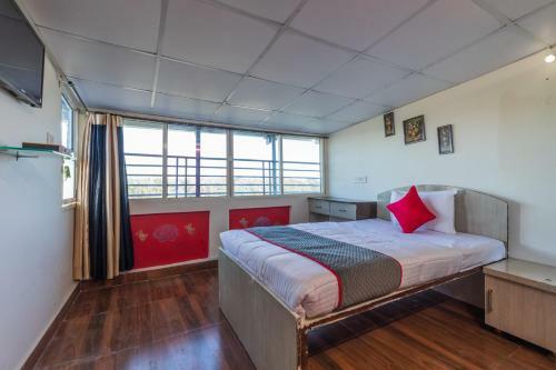 Hotel Rk Rooms & Home Stay