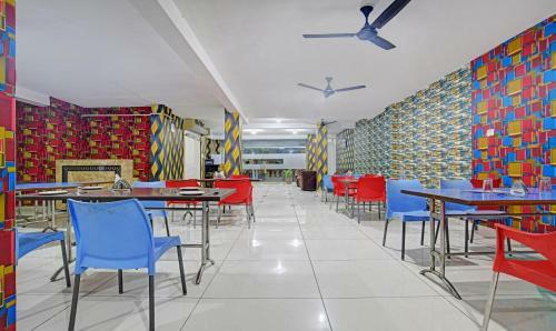 Hotel Treebo Trend Royal Empire Indore