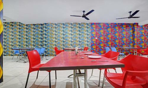 Hotel Treebo Trend Royal Empire Indore