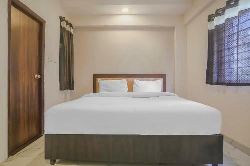 Collection O 83139 Hotel Stay Link