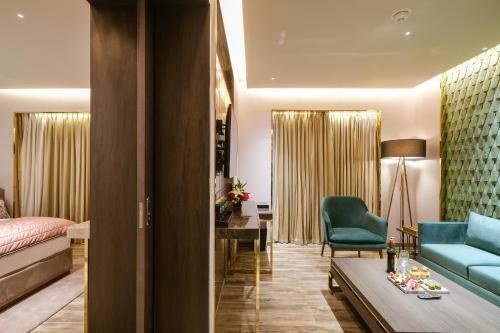 Hotel The Park Indore