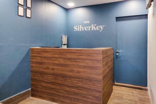 Hotel Silverkey Executive Stays 41109 Chikitsak Nagar