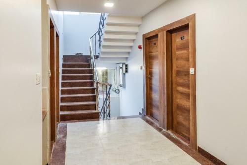 Hotel Silverkey Executive Stays 41109 Chikitsak Nagar