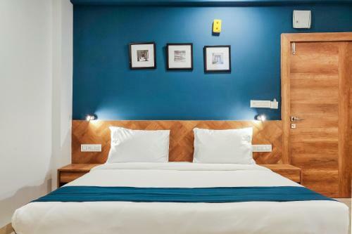 Hotel Silverkey Executive Stays 41109 Chikitsak Nagar