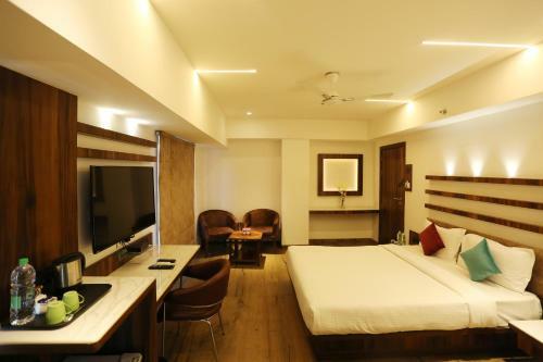 Hotel Alba Premier, Indore