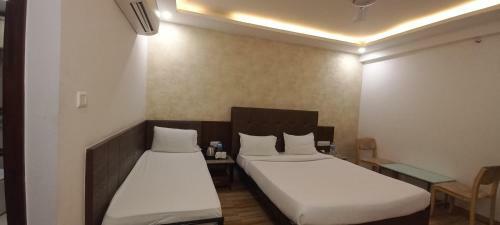 Hotel Alba Premier, Indore