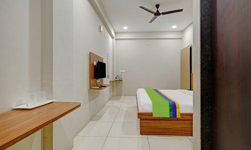 Treebo Trend Hotel Rm