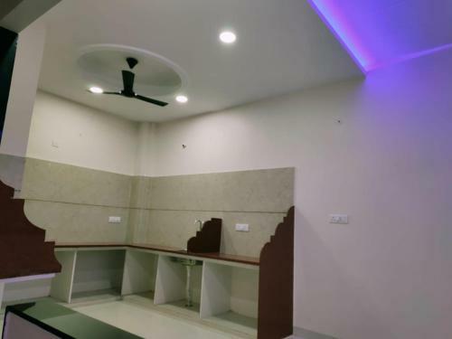 Villa Guest House In Mahalaxminagar