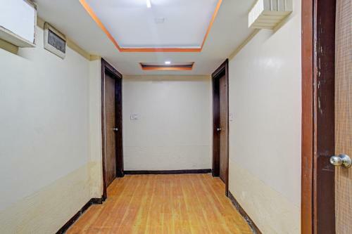 Capital O 86357 Hotel A A Baba Palace