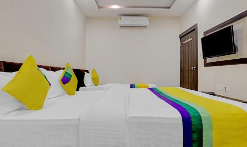 Hotel Treebo Trip Anand Shree