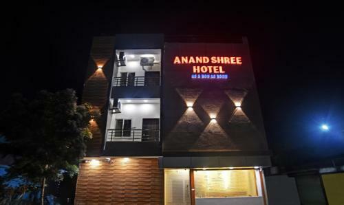 Hotel Treebo Trip Anand Shree