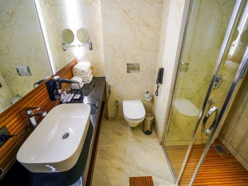Essentia Luxury Hotel Indore