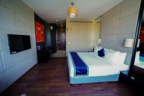 Essentia Luxury Hotel Indore