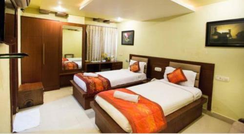 Hotel Kadambari Regency