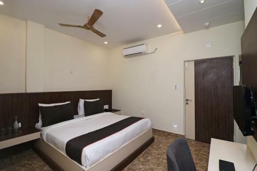 Hotel Oyo 81087 Collection O Vrindavan Palace