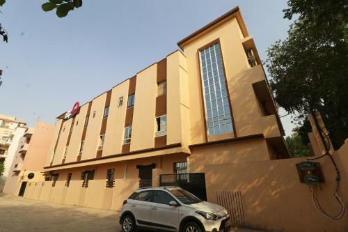 Hotel Oyo 81087 Collection O Vrindavan Palace