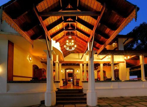 Hotel Kovilakam Heritage Resort