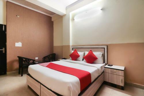 Hotel Oyo 64749 Royal Residency