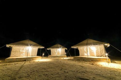 Hotel Explore Jaisalmer Desert Camp