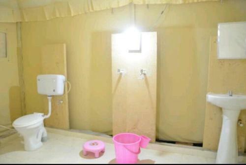 Bed & Breakfast Hotel Sandview And Safari Camp
