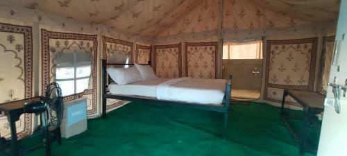 Bed & Breakfast Hotel Sandview And Safari Camp