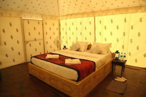 Golden Sandstone Hotel Resort