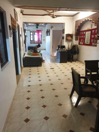 Albergue Hotel New Metro