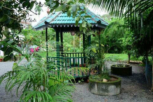 Villa Dewdrops Farm Stay