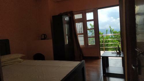 Aadhya Homestay